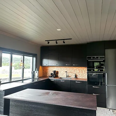 Cozy With Perfect Location In Casa vacanze